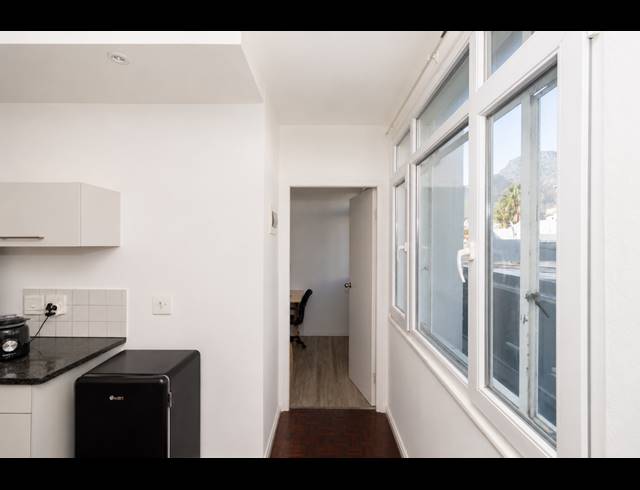 1 BEDROOM APARTMENT TO LET IN CAPE TOWN CITY CENTRE